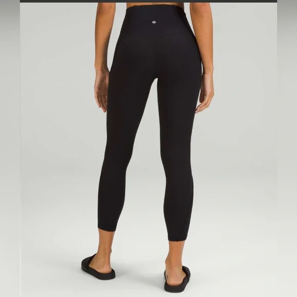 NWT Align Ribbed HR 25” - Picture 4 of 7